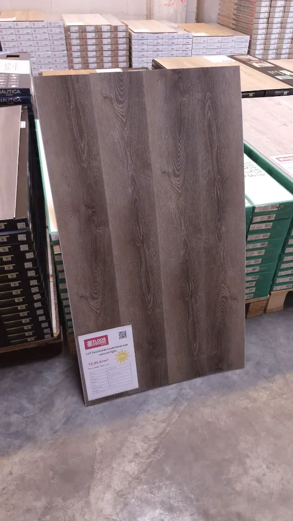 LVT Ecoclick30 oak natural light (2).webp