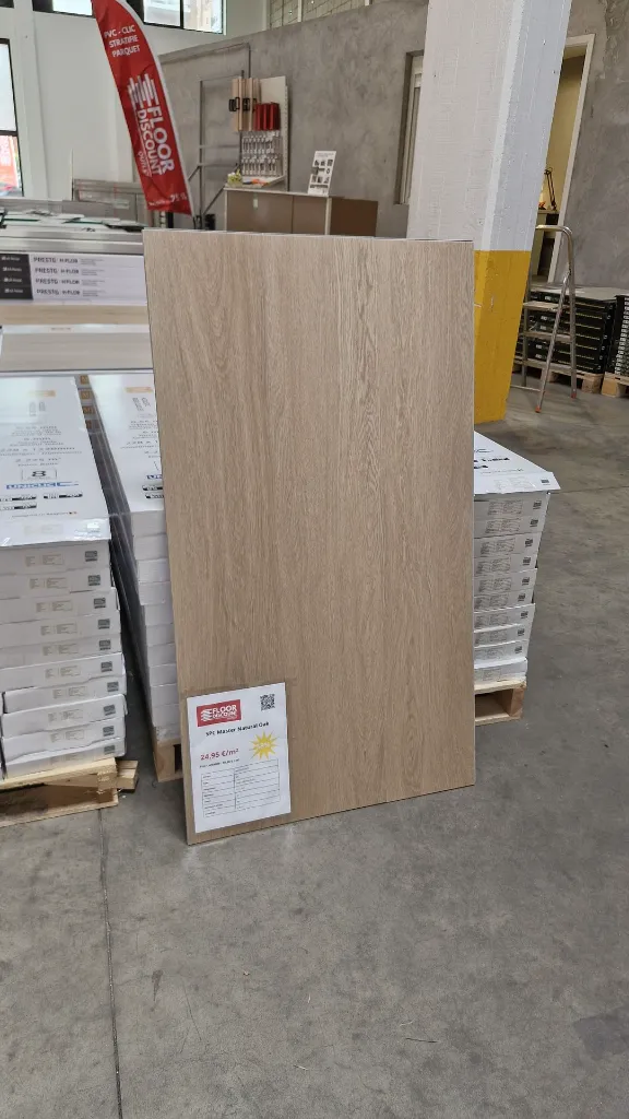SPC Master Natural oak (2).webp